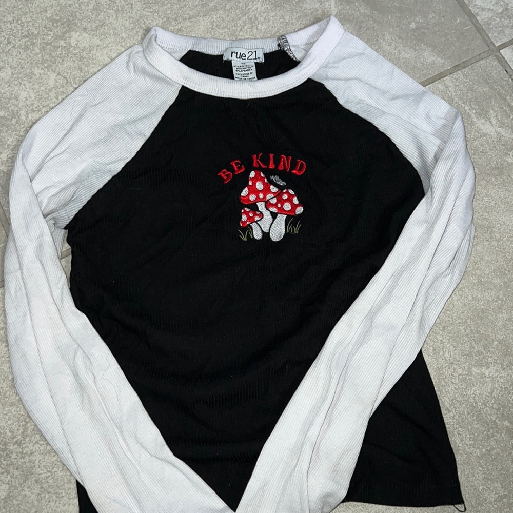 Long Sleeve Crop Top